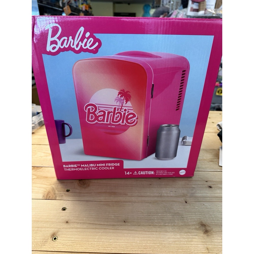 Barbie Hot Pink Malibu 4L Cooler‎ Mini Fridge with Glass Door - TikTok Viral